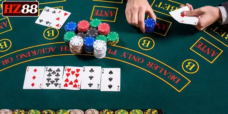 cac-buoc-choi-bai-poker-theo-luat-chuan